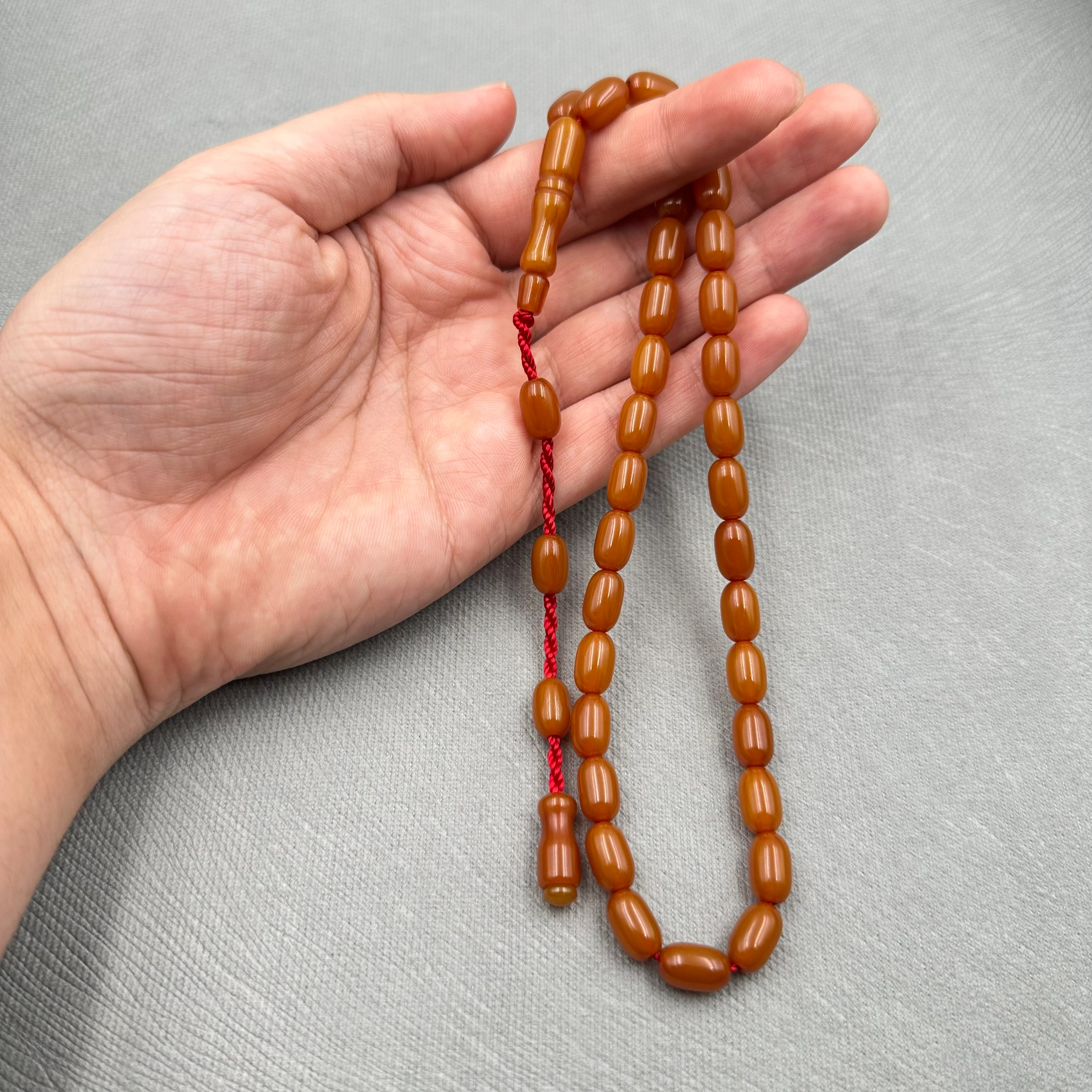 Karamel Tonlu Parlak Kapsül Kesim Sıkma Kehribar Tespih